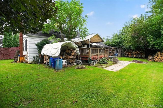 23276 Annapolis Street, Dearborn Heights, MI 48125