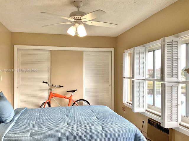 361 S Hollybrook Dr 305, Pembroke Pines, FL 33025