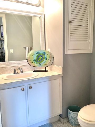 361 S Hollybrook Dr 305, Pembroke Pines, FL 33025