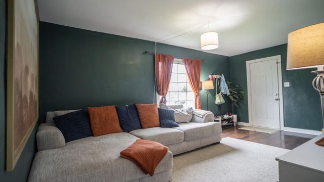 1001 W 38th Avenue, Hobart, IN 46342