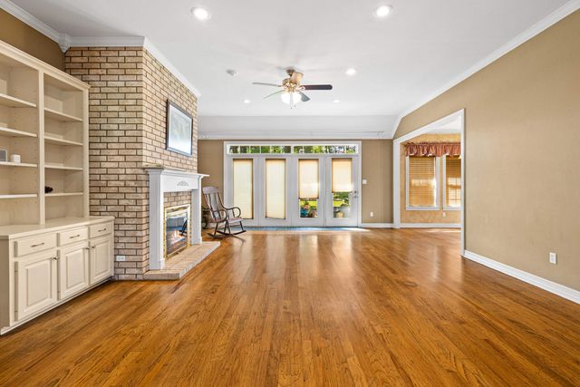 118 WOODRIDGE ESTATES, Longview, TX 75602