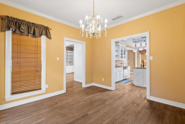 118 WOODRIDGE ESTATES, Longview, TX 75602