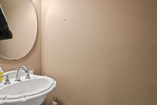 118 WOODRIDGE ESTATES, Longview, TX 75602