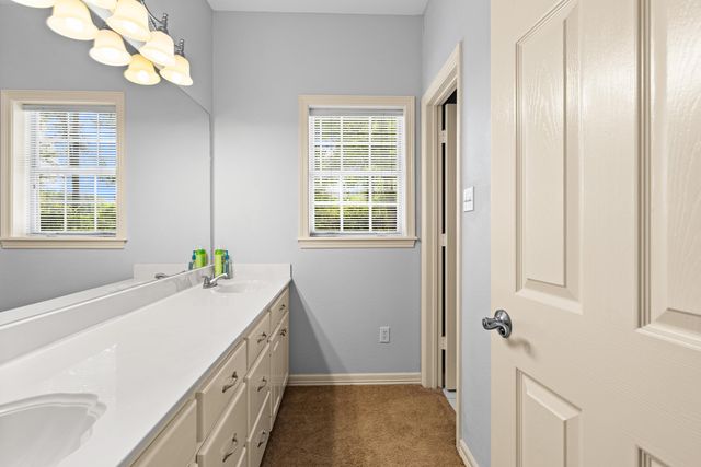 118 WOODRIDGE ESTATES, Longview, TX 75602