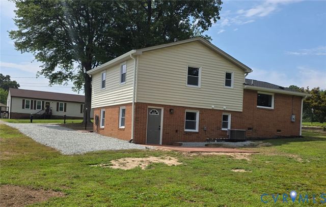 16109 Meridian Ave, Chester, VA 23831
