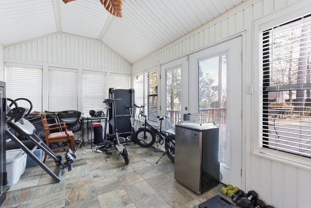 1 Braeswood Pl., Maumelle, AR 72113