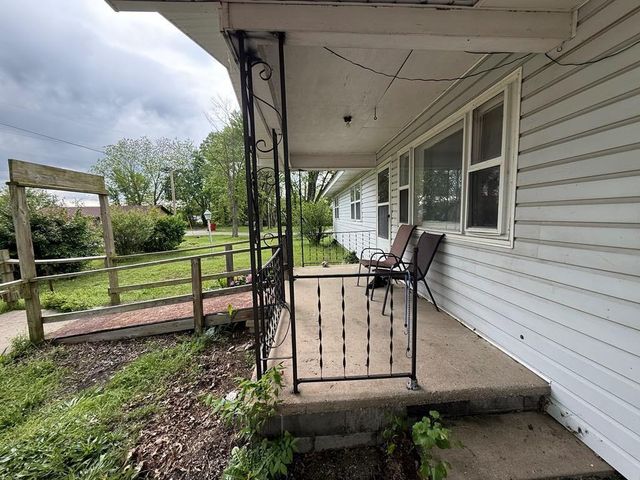 6775 Kiwi Lane, Riverton, KS 66770