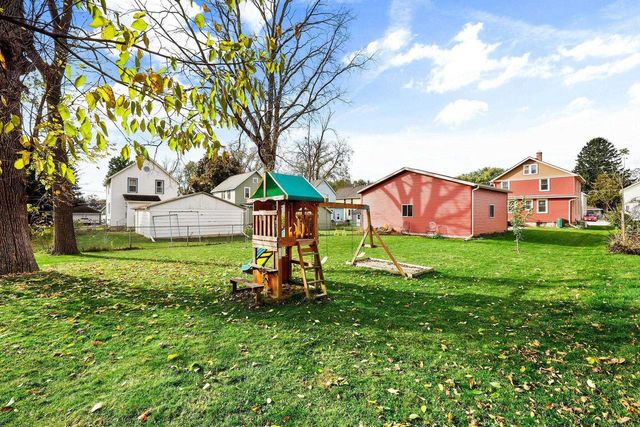 109 La Crosse Street, Beaver Dam, WI 53916