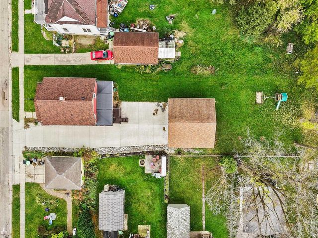 109 La Crosse Street, Beaver Dam, WI 53916