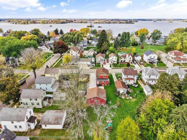 109 La Crosse Street, Beaver Dam, WI 53916