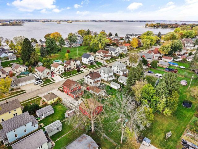 109 La Crosse Street, Beaver Dam, WI 53916