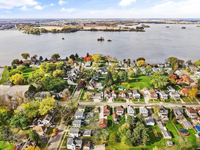 109 La Crosse Street, Beaver Dam, WI 53916