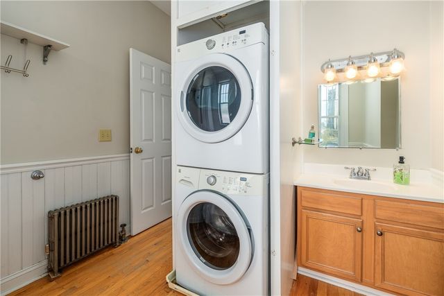 169 Arnold Avenue B, Cranston, RI 02905