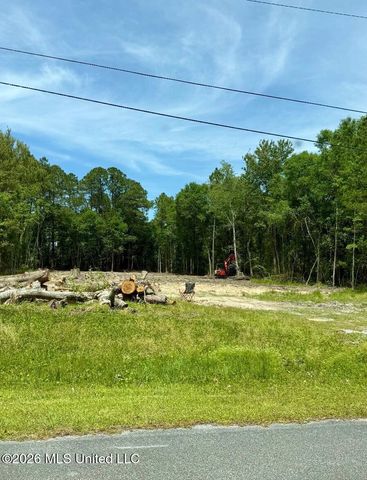 6708 Firestone Street, Ocean Springs, MS 39564