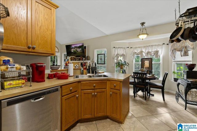 433 SHELTERWOOD CIRCLE, Pinson, AL 35126