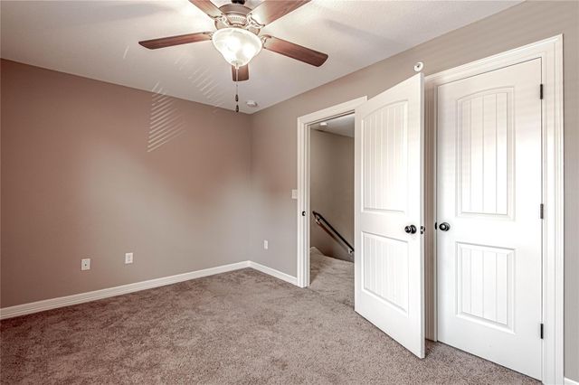 2002 20th Street 603, Huntsville, TX 77340