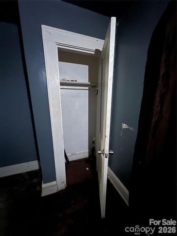 345 Bradford Drive, Charlotte, NC 28208