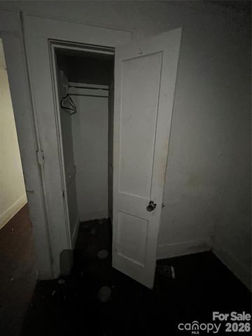 345 Bradford Drive, Charlotte, NC 28208