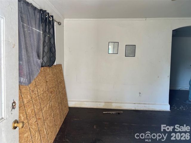 345 Bradford Drive, Charlotte, NC 28208