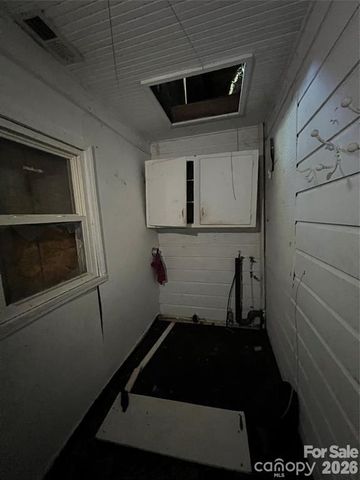 345 Bradford Drive, Charlotte, NC 28208