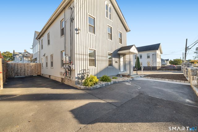 14 Plymouth Avenue, Norwalk, CT 06851