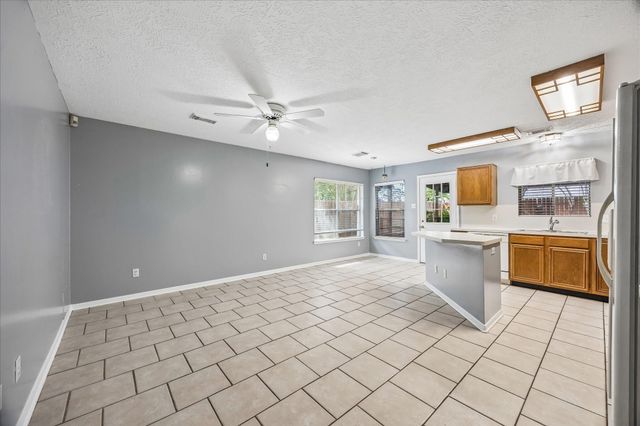 4618 Kimball Drive, Pearland, TX 77584
