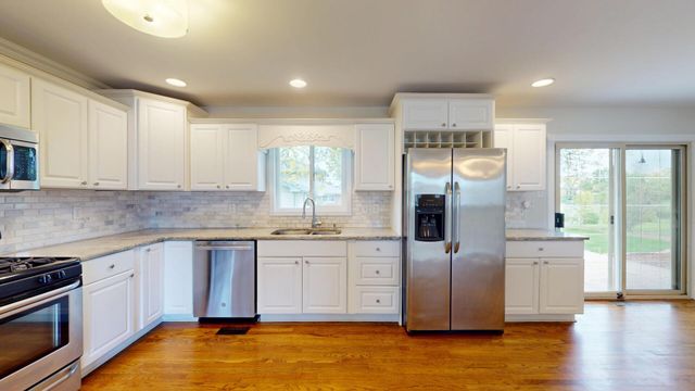 15505 OROGRANDE Drive, Oak Forest, IL 60452