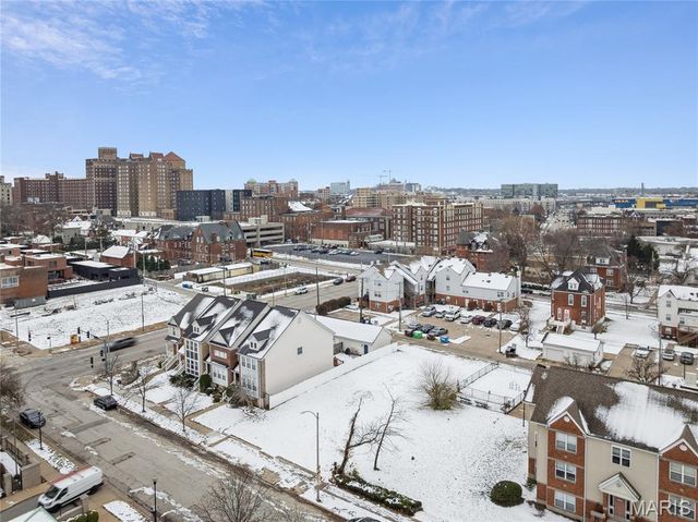 3912 Olive Street, St Louis, MO 63108