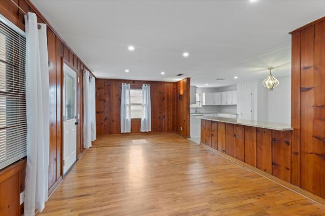 307 N Mimosa St., Ore City, TX 75683