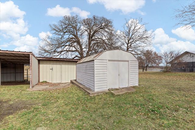 307 N Mimosa St., Ore City, TX 75683