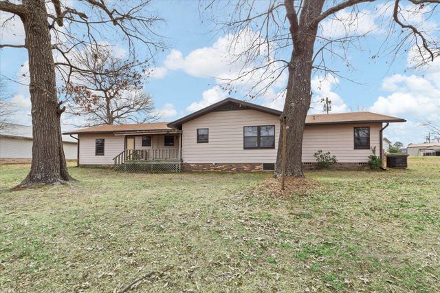 307 N Mimosa St., Ore City, TX 75683