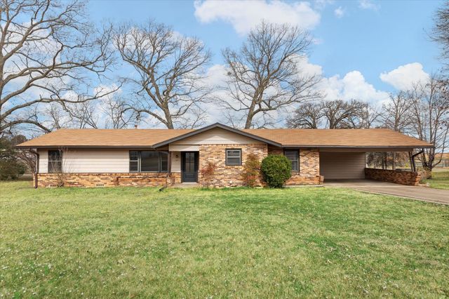 307 N Mimosa St., Ore City, TX 75683