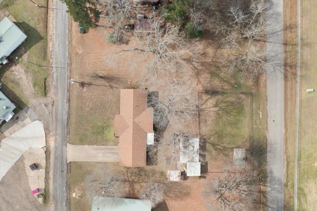 307 N Mimosa St., Ore City, TX 75683