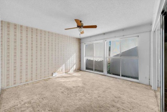 3221 Kempton Drive, Los Alamitos, CA 90720