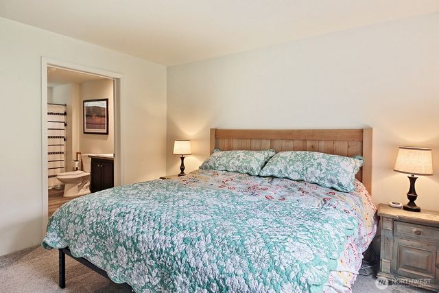 34 E Welcher Road, Coupeville, WA 98239
