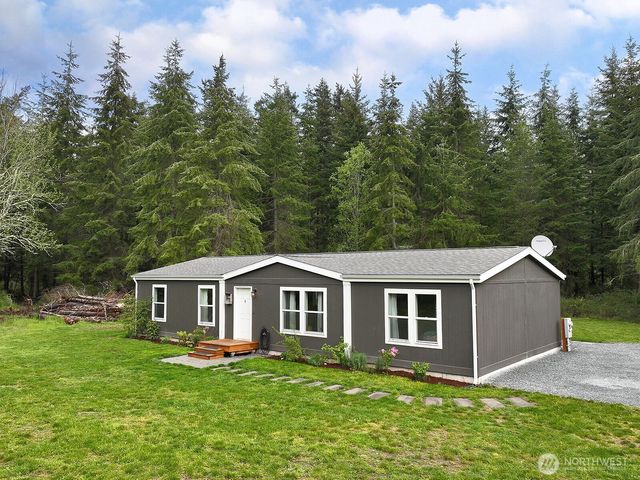 34 E Welcher Road, Coupeville, WA 98239