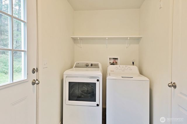 34 E Welcher Road, Coupeville, WA 98239