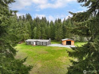 34 E Welcher Road, Coupeville, WA 98239