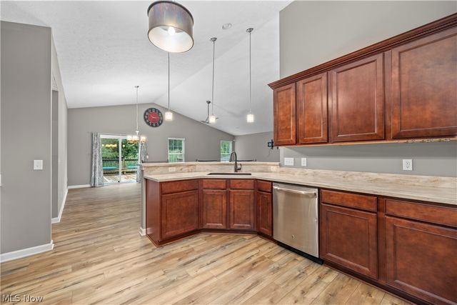 3502 Astor Lane, Lorain, OH 44053