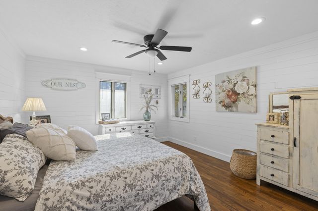 1829 N Main Street, Weatherford, TX 76085