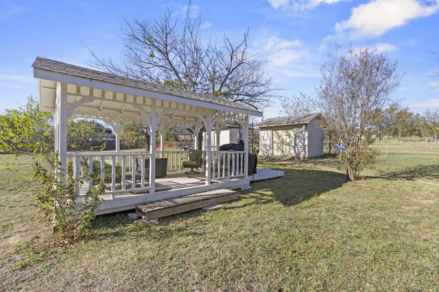 1829 N Main Street, Weatherford, TX 76085