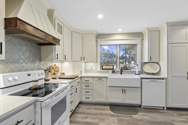 1829 N Main Street, Weatherford, TX 76085