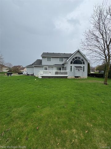 704 Wilkshire Court, Grand Blanc, MI 48439