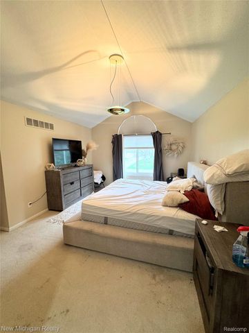 704 Wilkshire Court, Grand Blanc, MI 48439