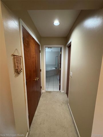 704 Wilkshire Court, Grand Blanc, MI 48439
