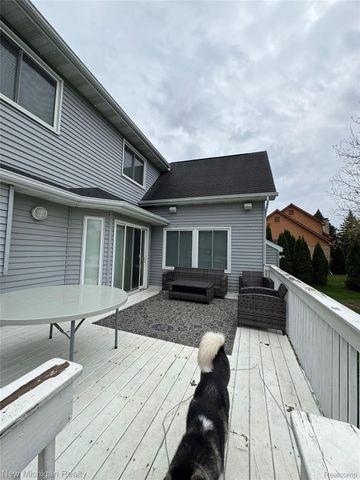 704 Wilkshire Court, Grand Blanc, MI 48439