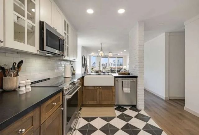 999 N Pacific Street F13, Oceanside, CA 92054