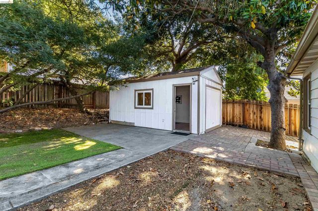 826 Benicia Rd, Vallejo, CA 94591