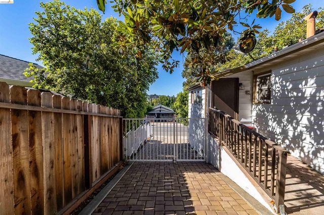 826 Benicia Rd, Vallejo, CA 94591