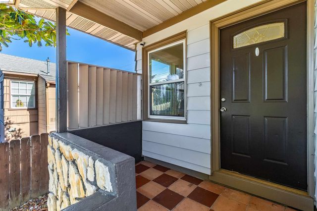 826 Benicia Rd, Vallejo, CA 94591